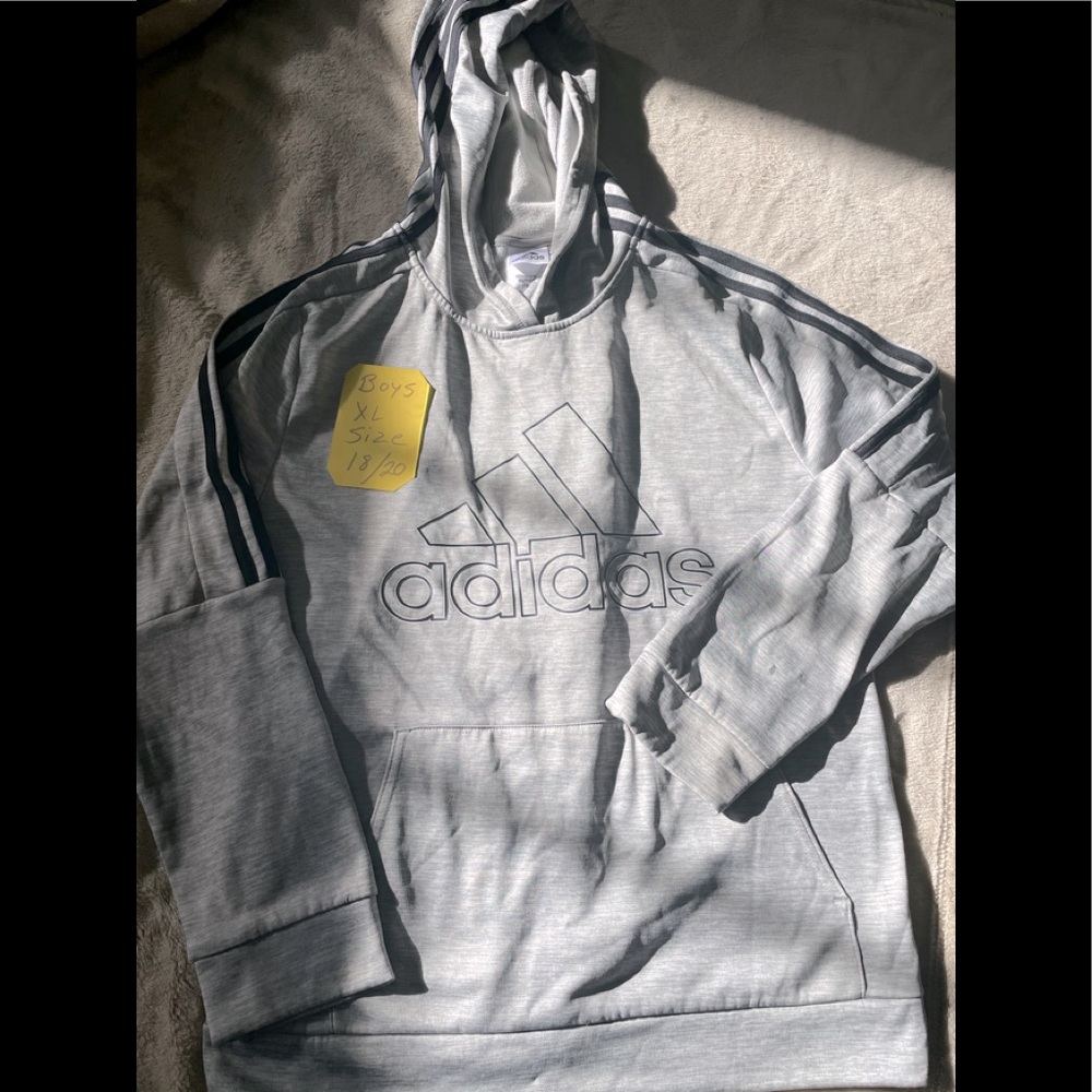COPY - BOYS YOUTH ADIDAS SWEATSHIRT SIZE 18-20 EXCELLENT
